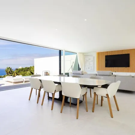Siam Blue 1, Heated Pool, Sea Views, Bbq
