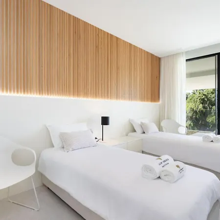 Siam Blue 1, Heated Pool, Sea Views, Bbq